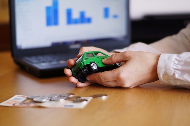 A Comprehensive Guide to Pre-Owned Car Loans: Navigating the Used Car Marke